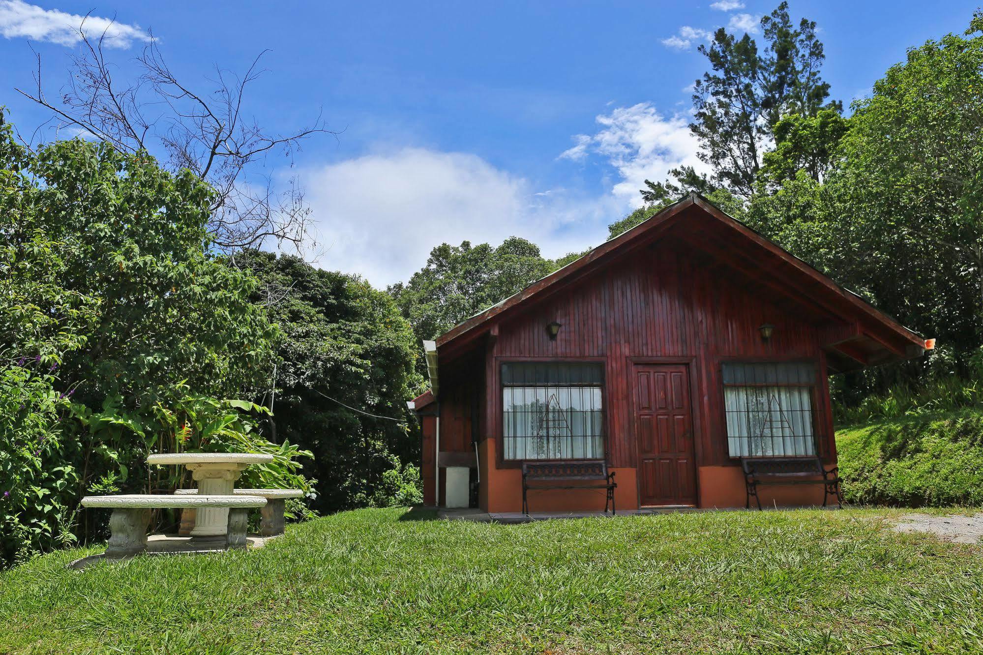Cabanas La Pradera モンテベルデ エクステリア 写真